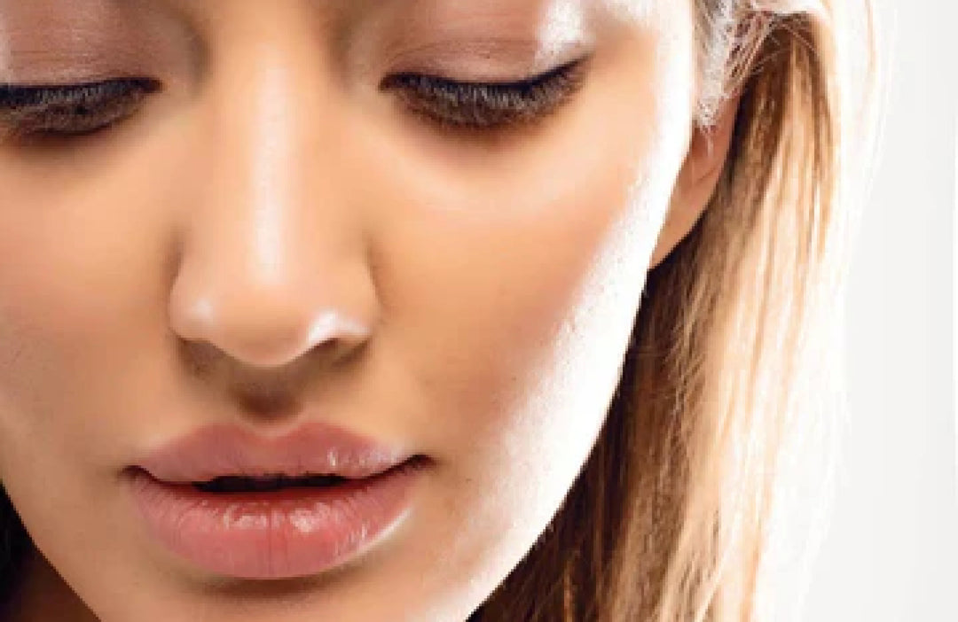 Wimpernfärbung für ausdrucksstarke Augen im PDB Aesthetic Room Wiesbaden
